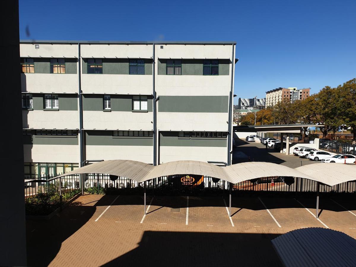 Grosvenor Apartments Претория Экстерьер фото